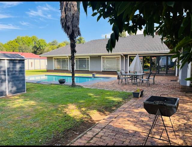 4 BEDROOM HOUSE FOR SALE IN ARCON PARK